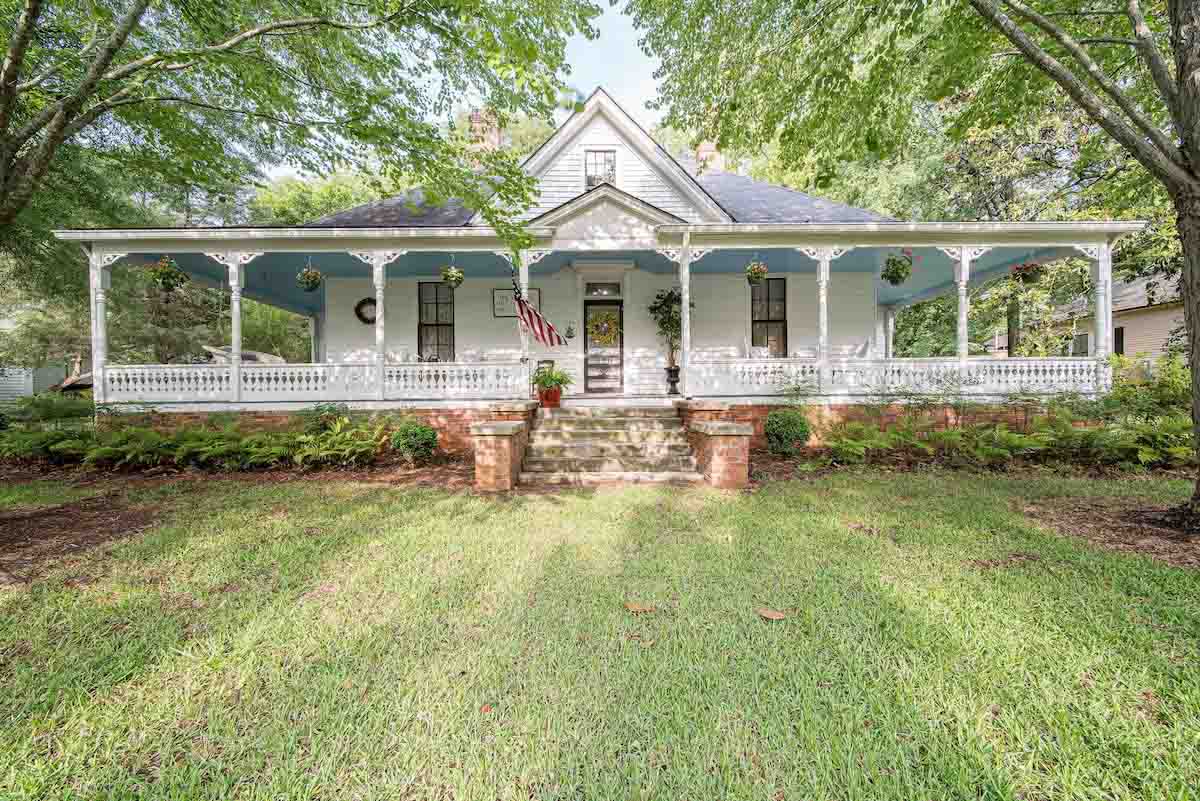 Rosemary's Cottage in Hamilton, Ga.